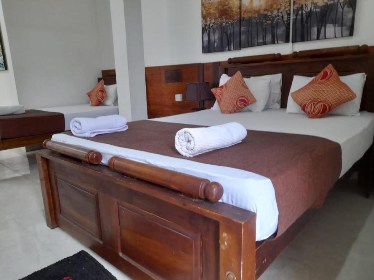 塞亚拉度假酒店 波隆纳鲁沃 外观 照片